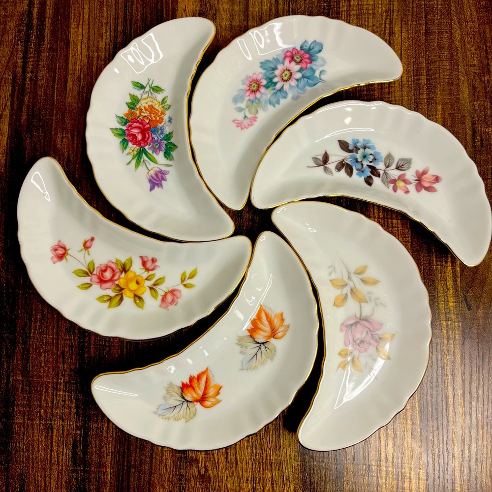 Crescent Moon Vintage Plates. 6